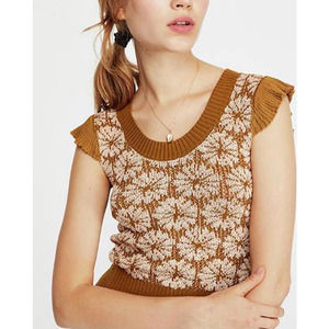 Free people Sweet daisy retro sweater size xsmall